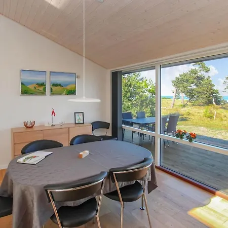 Gorgeous In With Kitchen Feriehus