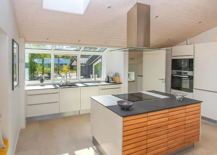 Casa de Férias Gorgeous In With Kitchen Samsø